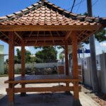 Pemasangan Berugak Untuk Mushalla Umum Al Muttaqin Kuripan